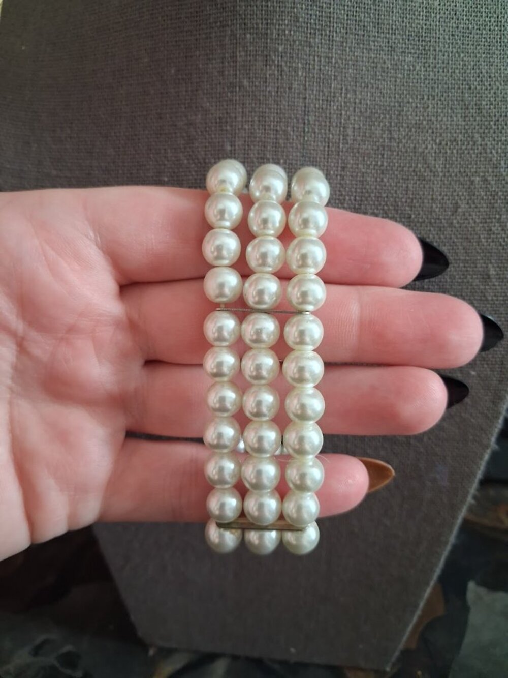 Stretchy beaded bracelet
